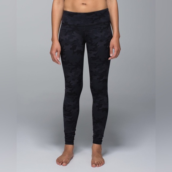 Lululemon Wunder Under Pant in Savasana Camo Size 6. - Picture 11 of 15